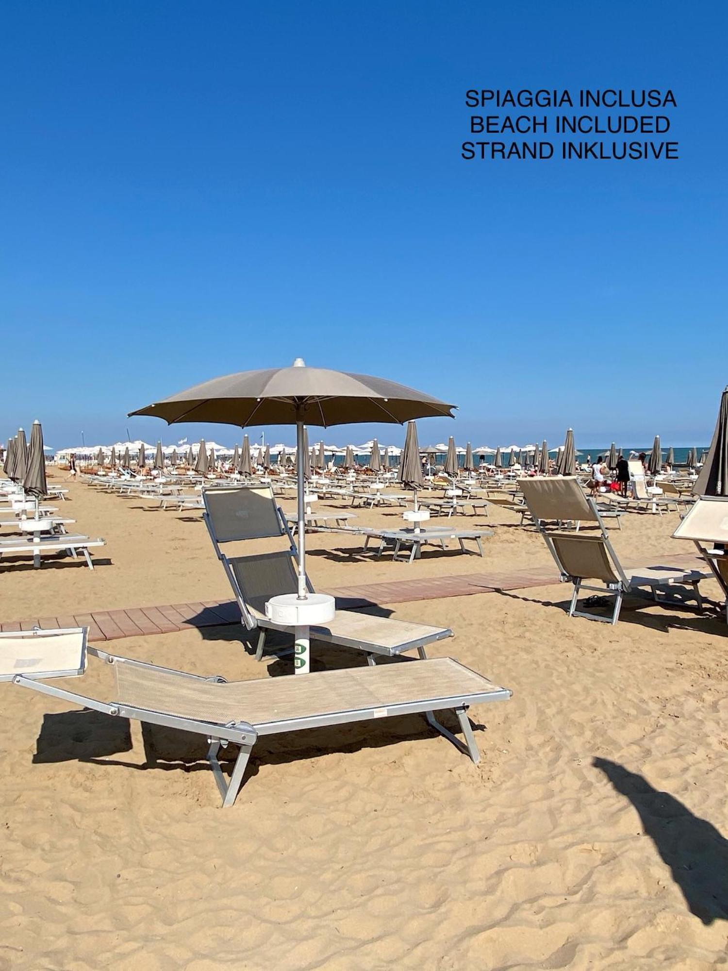 Agua Apartment With Beach Included Лідо-ді-Єзоло Екстер'єр фото